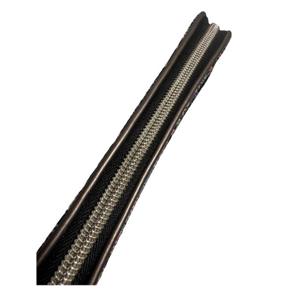 Sakroots Wallet Zip Around Artist Circle Black Multi Color Llama Mandala NWOT - Picture 5 of 14